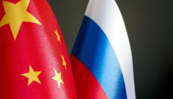 Росія дедалі глибше потрапляє в залежність від Китаю — Foreign Policy