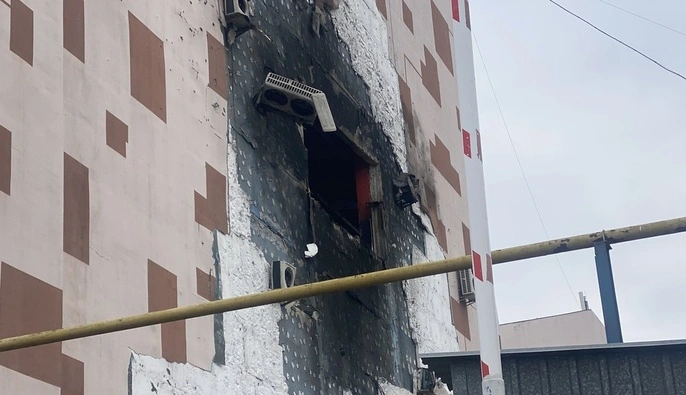 В Николаеве из-за атаки российского дрона повреждено админздание