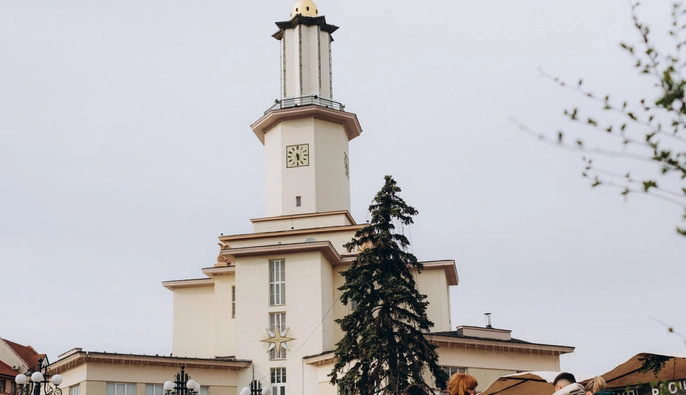 Поліція розслідує можливе службове підроблення під час затвердження ДПТ в Івано-Франківську
