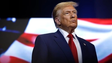 Администрация Трампа изменяет правила получения грин-карты: заявителей заставят уезжать из США
