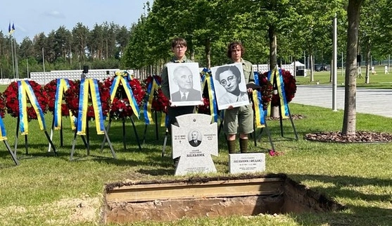 Лидера ОУН Мельника и его жену перезахоронили на Национальном военном мемориальном кладбище