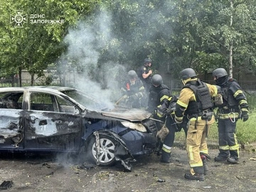 ГСЧС: После атаки РФ количество раненых в Запорожье выросло до 15, среди них — младенец
