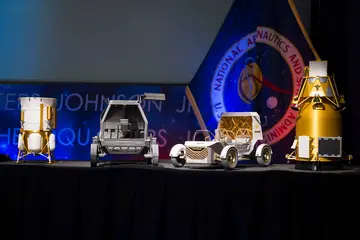 NASA раскрыло детали строительства постоянной базы на Луне: будут использовать роверы и дроны