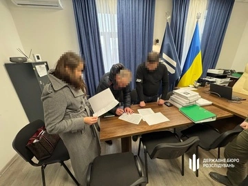 Екскерівника Рівненського ТЦК судитимуть за переплату на авто для ЗСУ: це вже третя його справа