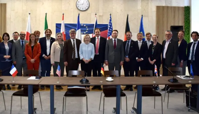 Угрозы РФ не сработали: послы G7 продолжат работу в Киеве