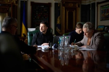 Зеленский: Россия готовит новый массированный удар по украинским городам и общинам