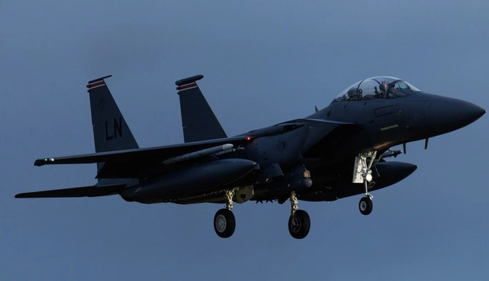 ЗМІ: Іран, ймовірно, уразив винищувач F-15 ракетою китайського виробництва