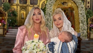 Ирина Билык стала крестной мамой сына Алины Гросу: трогательные кадры с крестин