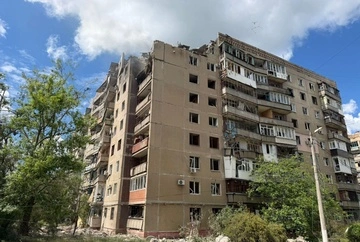 Россияне ударили авиабомбами по многоэтажкам в Дружковке: пятеро пострадавших