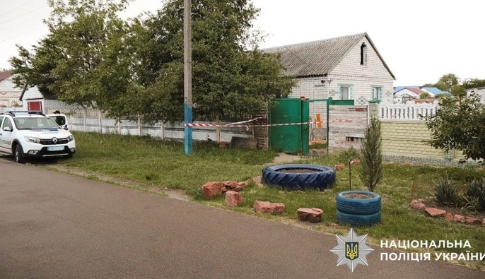 На Київщині про підозру повідомили жінці, яка завдала смертельного ножового поранення знайомому