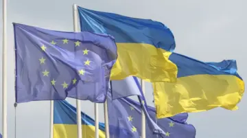 ЕС может продлить защиту украинцев после 2027 года, но для мужчин рассматривают новые правила