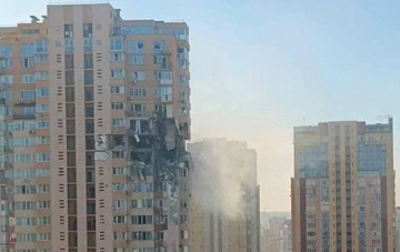 Пошкоджені російськими обстрілами будинки в Києві відновлюють надто повільно — депутатка