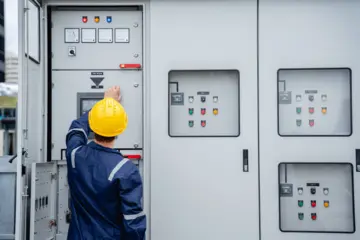 Последствия обстрелов 3 июня: в Минэнерго назвали регионы, где отключилось электричество