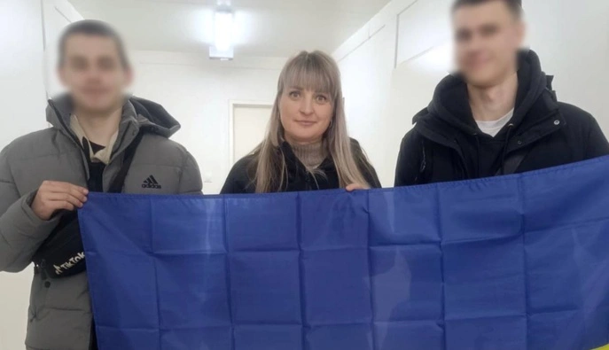 Украина с марта эвакуировала из ВОТ и РФ 10 молодых людей