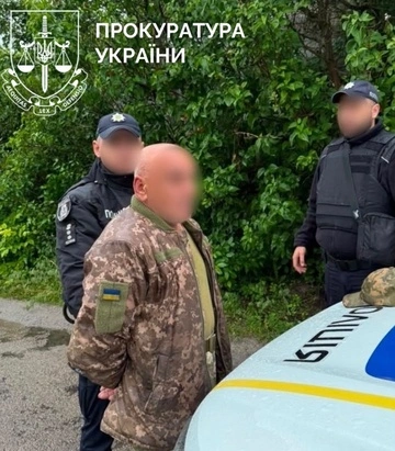 Убил женщину и побратима, еще в одного стрелял: в Киевской области задержали военнослужащего