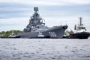 В РФ заявили о выводе на воду мощнейшего атомного крейсера