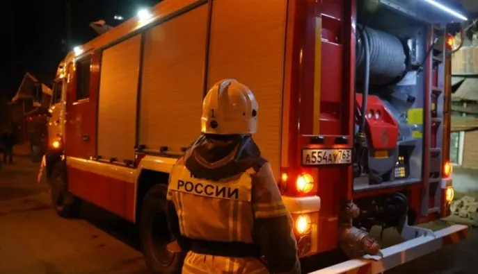 В Донецкой и Луганской областях ночью раздались взрывы — горят объекты российских войск