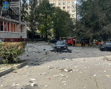 В Запорожье в результате атаки РФ попали в промышленный объект