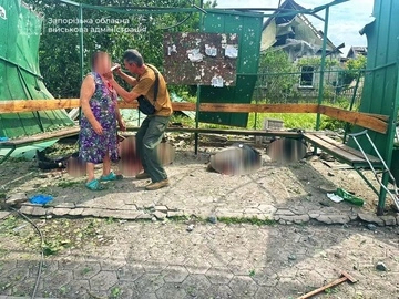 Россияне атаковали остановку общественного транспорта на Запорожье, есть погибшие