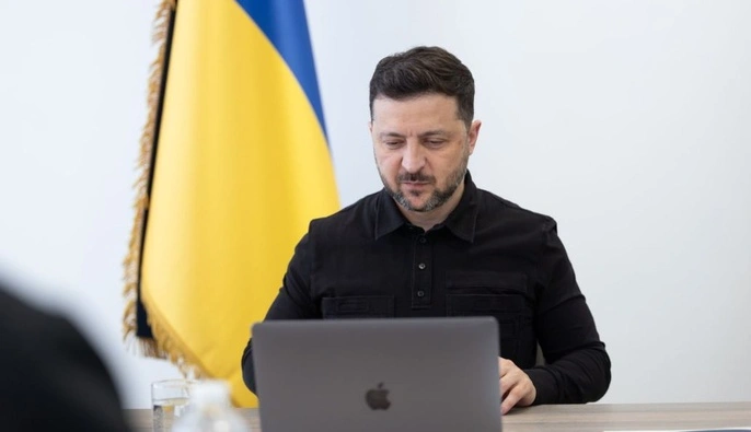 FT узнало, через какого олигарха Зеленский передавал послание Путину