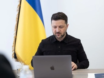 FT дізналося, через якого олігарха Зеленський передавав послання Путіну