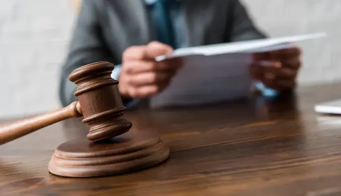 ВАКС засудив столичного адвоката за спробу дати хабаря прокурорам САП