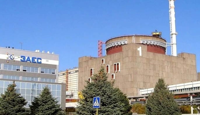 Через російський обстріл знеструмлено високовольтну лінію живлення ЗАЕС — "Укренерго"