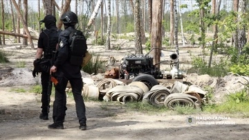 На Рівненщині викрили масштабний нелегальний видобуток бурштину