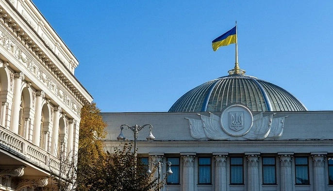 Верховная Рада одобрила рост окладов для полицейских и работников ГСЧС