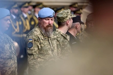 Зеленский наградил бойцов СБС и передал боевые знамена военным частям
