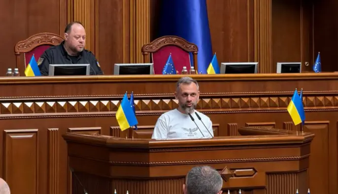 "Європейська солідарність" отримала нового депутата в Раді 
