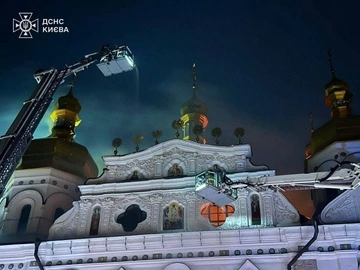 Росіяни здійснили масовану комбіновану атаку на Київ: пожежі та руйнування майже в усіх районах