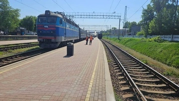 Задержки до 3–3,5 часов — ряд поездов в Украине курсирует с перебоями после атак