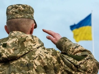 Нові зарплати військових: Кабмін оприлюднив постанову про перегляд сум
