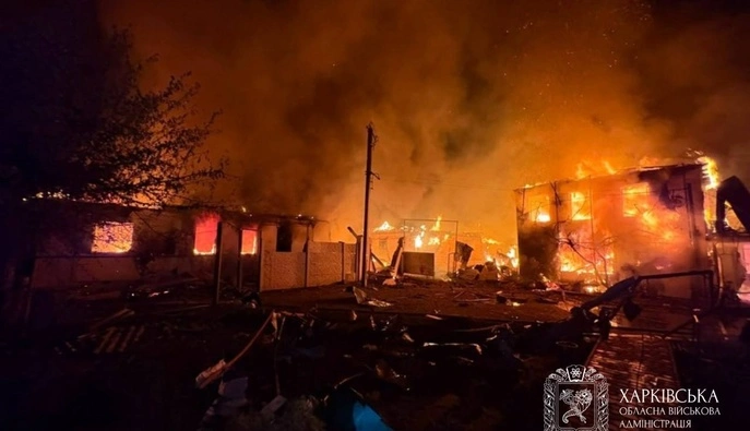 Балаклию атаковали дроны: попали в жилые дома — есть раненые и пожары