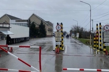 На границе с Румынией приостановил работу один из пунктов пропуска — когда откроют проезд
