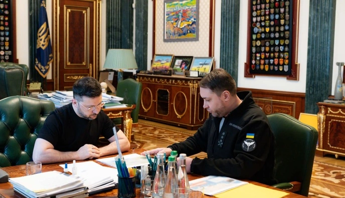 После ухода Ермака у власти усилилась конкуренция: политтехнолог объяснил, что изменилось