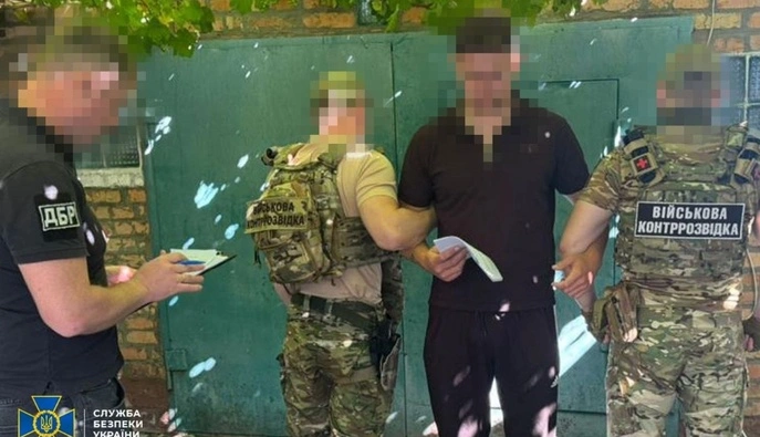 СБУ объявило подозрение нацгвардейцу, который в российском плену издевался над другими украинскими военнопленными