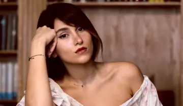 74 удари батогом за концерт без хіджабу: іранській співачці винесли вирок