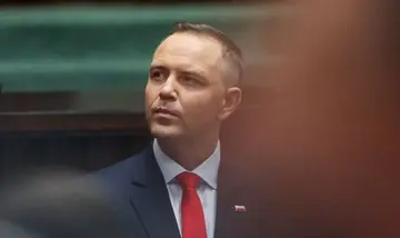 Позбавлення Зеленського ордена: у Навроцького відповіли на звинувачення Сибіги 