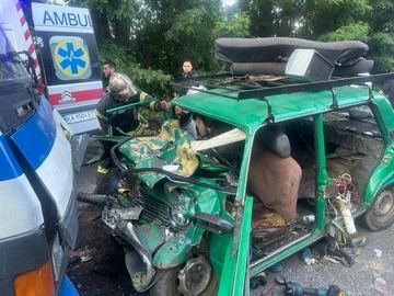ДТП под Киевом: погибли двое детей, еще десять человек травмированы