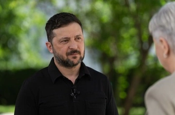 Зеленский заявил, что Лукашенко должен продемонстрировать конкретные шаги: "Извиняюсь" пусть оставит для себя