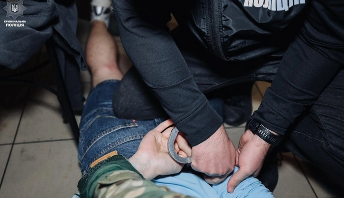 Запугивали предпринимателей и их семью: стражи порядка раскрыли схему вымогательства на $250 тысяч