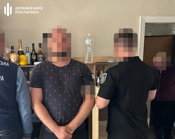 Катували людину, щоб вибити покази: на Дніпропетровщині правоохоронці постануть перед судом 