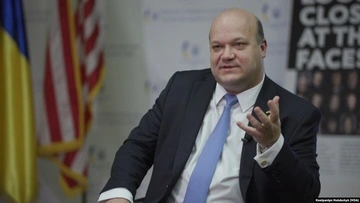 Експосол у США Чалий не повертатиме орден, вручений Польщею