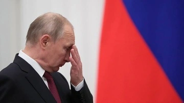 Путін поскаржився на "величезний потік" українських дронів по Росії