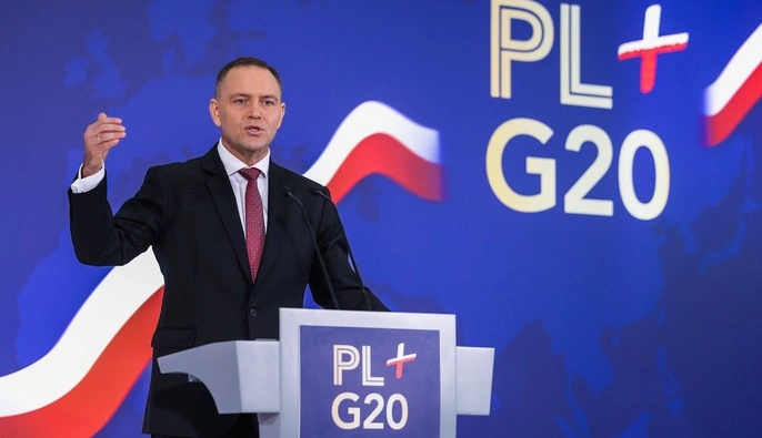 У Туска вважають, що Навроцький хотів зірвати конференцію з відновлення України в Гданську