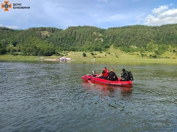 В Черновицкой области четыре человека пропали на реке Днестр