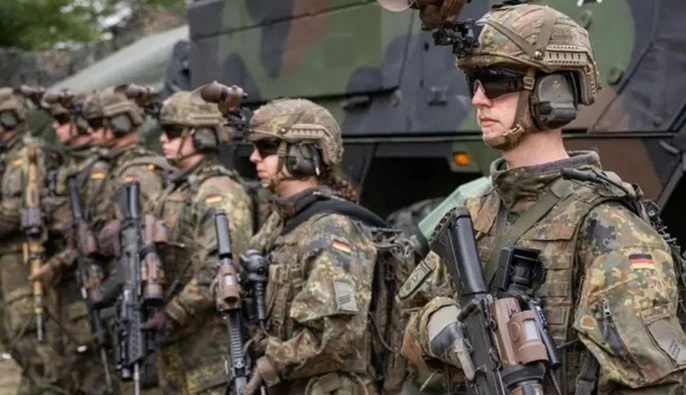 В Германии могут вернуть обязательный военный призыв из-за угрозы РФ — The Telegraph