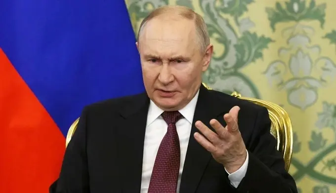 Путін заявив, що переговори з українським президентом Володимиром Зеленським можна буде провести у Мінську